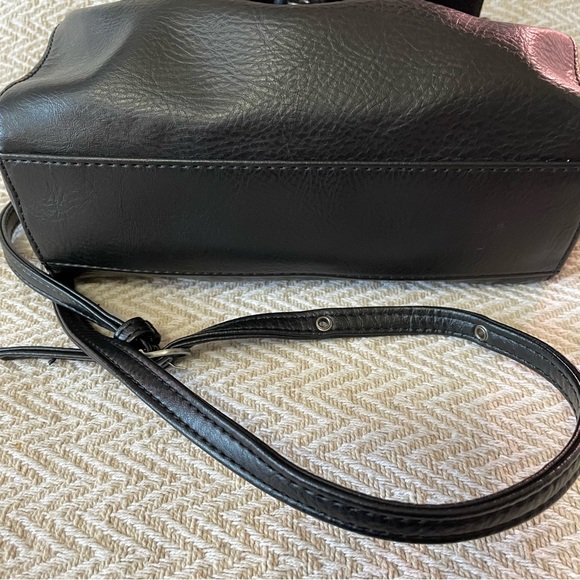 Matt & Nat Mulan Bag - Black - Drawstring Crossbody Purse With Top Handle - Picture 7 of 11
